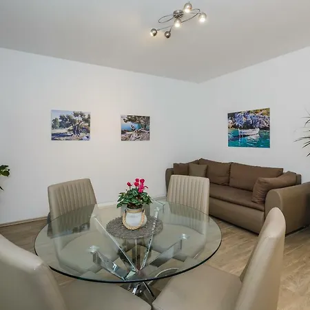 Olive Tree Apartamento Split