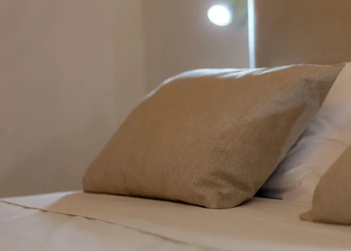 Olive Tree Apartment *